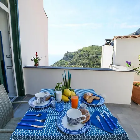 Villa Admiring Amalfi Scala Exterior foto