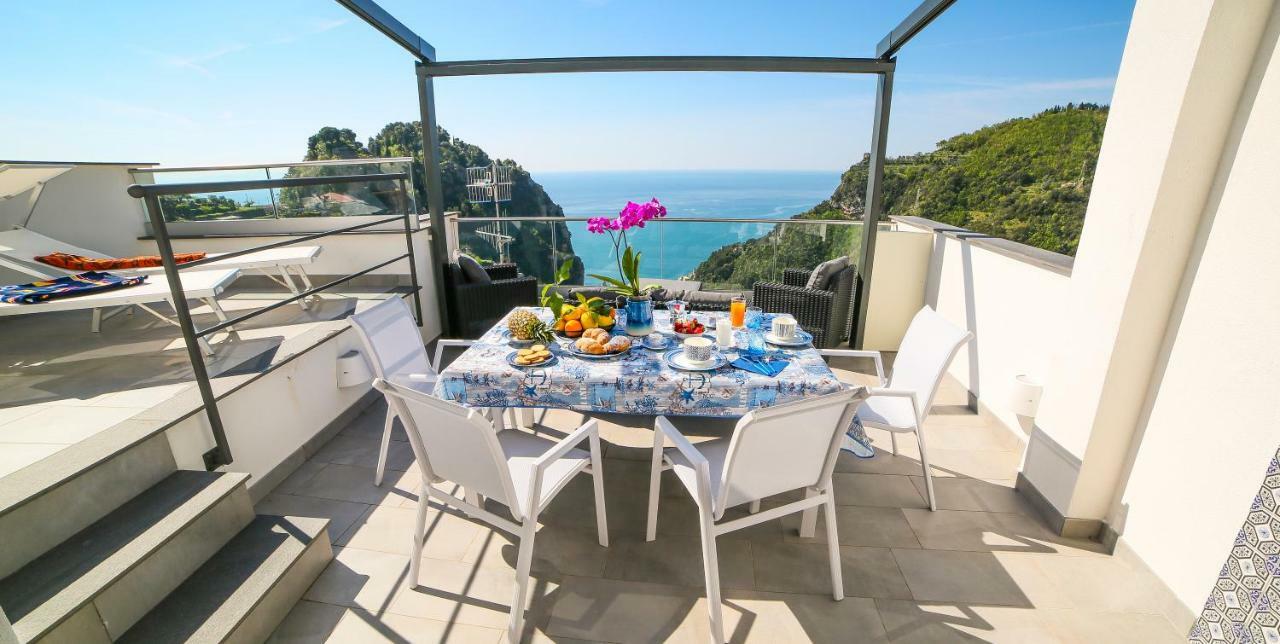 Holiday home Admiring Amalfi